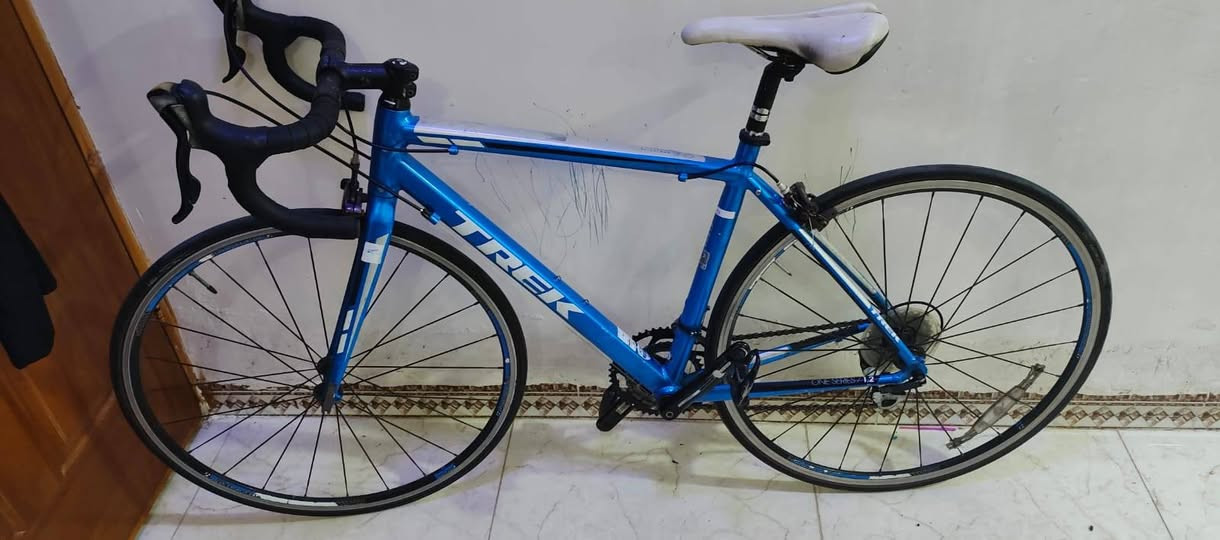 للبيع 🚴

دراجة TREK مختمة UCI

فريم 52

وياله Bullhorn

سستم Sora

عكرب Shimano

لوكات Shimano

تايرات Kenda

📍 الموقع: الكوت
🚚 يوجد توصيل
💰 السعر: 440 بيه مجال

📞 ***********
