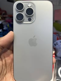 آيفون ١٥ برو ماكس • ٢٥٦ • بطارية ٨٣٪