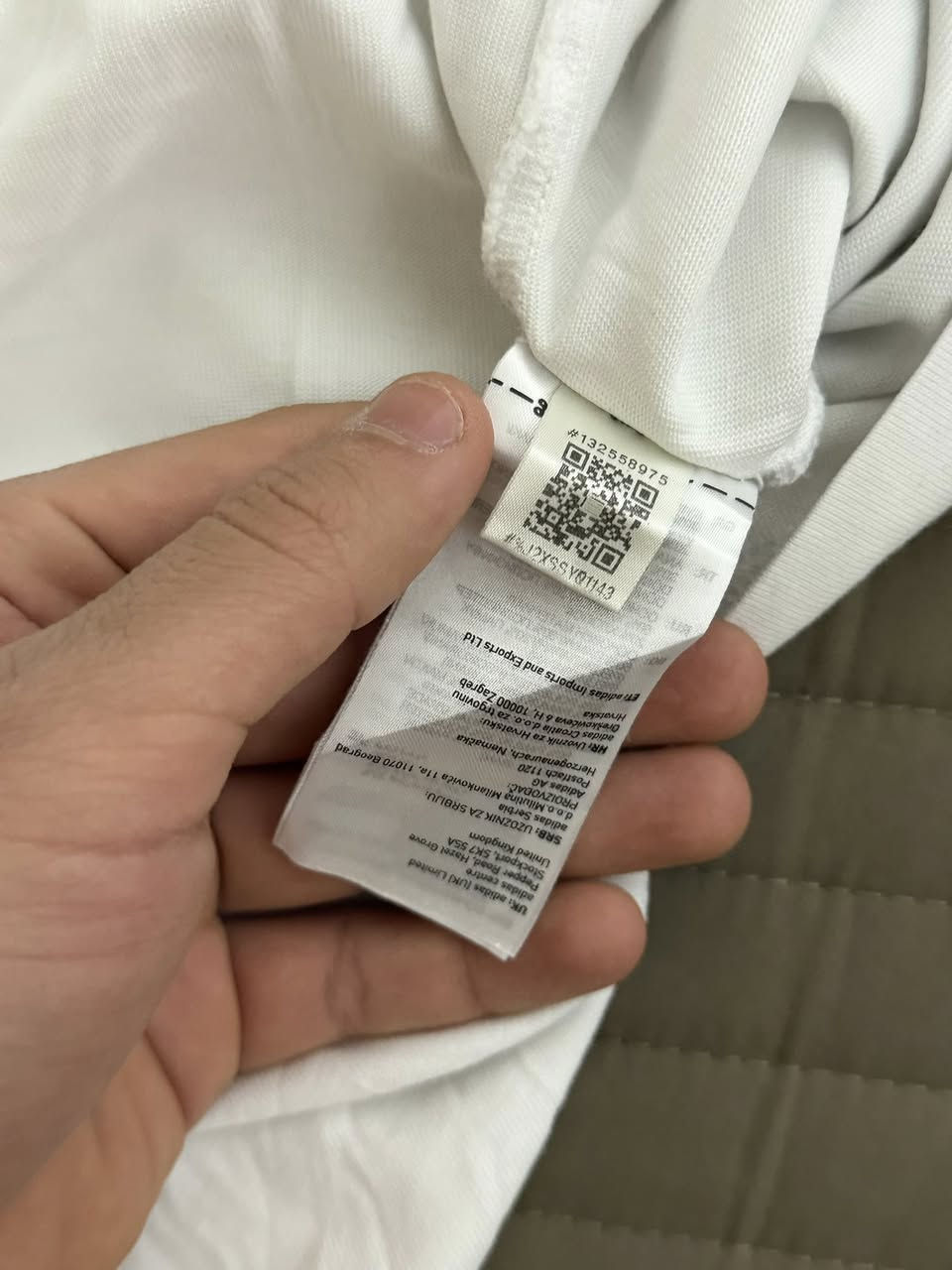 ترهیم اديداس اوريجينال وكالة  تحفة 👌🏻🇸🇪
تيشيرت كمبوديا 
بيجامه فيتنامي 
جاكيت فيتنامي 
نظافة ١٠٠/١٠٠ماملبوس🤗💁🏻‍♂️
تیشیرت قطني ١٠٠/١٠٠
قیاس للوزن ٦٠-٦٥ قالب 👌🏻🙅🏻
توصيل متوفر 📍🧭


**إذا كنت صاحب هذا الإعلان وتريد حذفه لأي سبب، رجاءا أرسل رسالة إلى الدعم الفني**