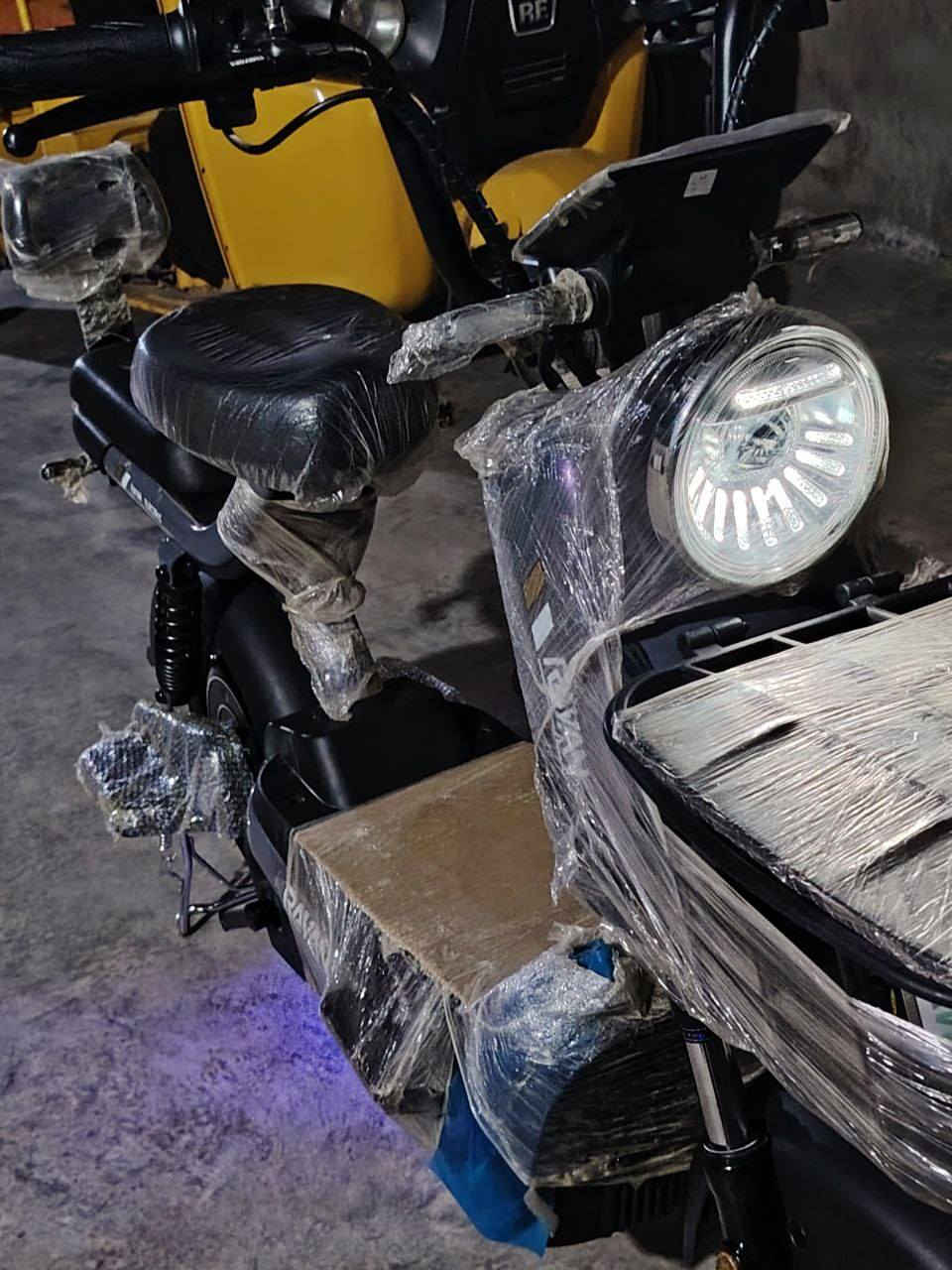 السلام عليكم
 دراجه شحن حجم 14
 دراجه قبل فترا ماخذينه بعده جديد
سعر 325 وبيه مجال 
 النتصال عل هاذ رقم
***********
