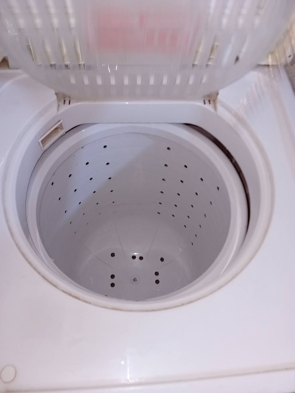 غساله 9 كيلو بسعر 100 الف فقط الي يريدهه يتصل على هاذ الرقم ***********
