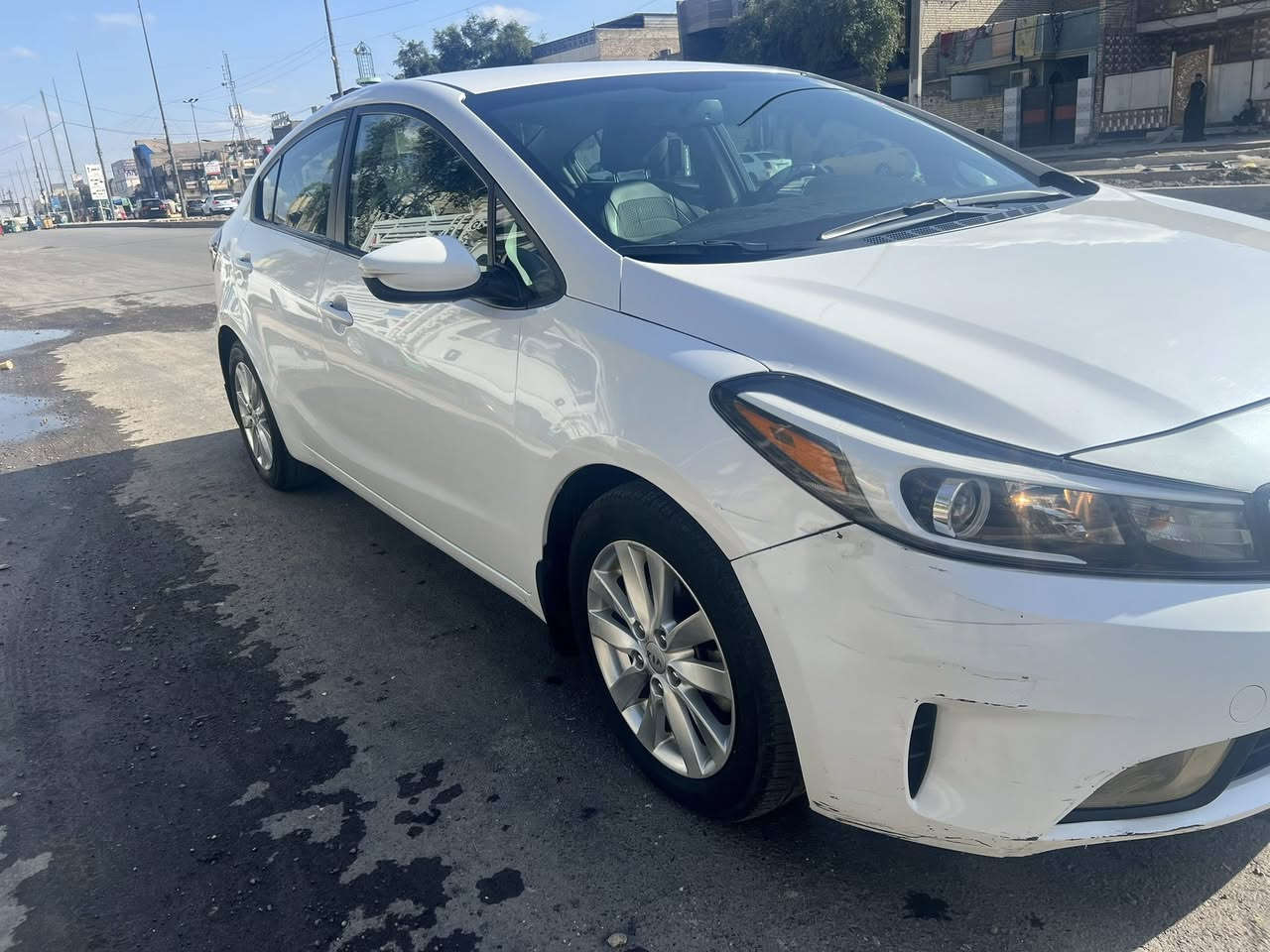 السلام عليكم
للبيع كيا فورتي وارد أمريكي 2018 ابيض لؤلؤي

كير اي تي  محرك 2000دوش 
ما مفتوحات ابدا 
ماشية 98الف(كيلو)
السيارة ليبل واحد وبدون اي صبغ
الحادث دعامية الجهه العكس السايق مخلوعة
ومرجعينهه نفسهه 
 الرقم انكليزي أربيل 
السيارة بسمي التحويل مباشر 
السعر 127 مجال بسيط
مكاني مدينة الصدر قطاع46
رقمي ***********
