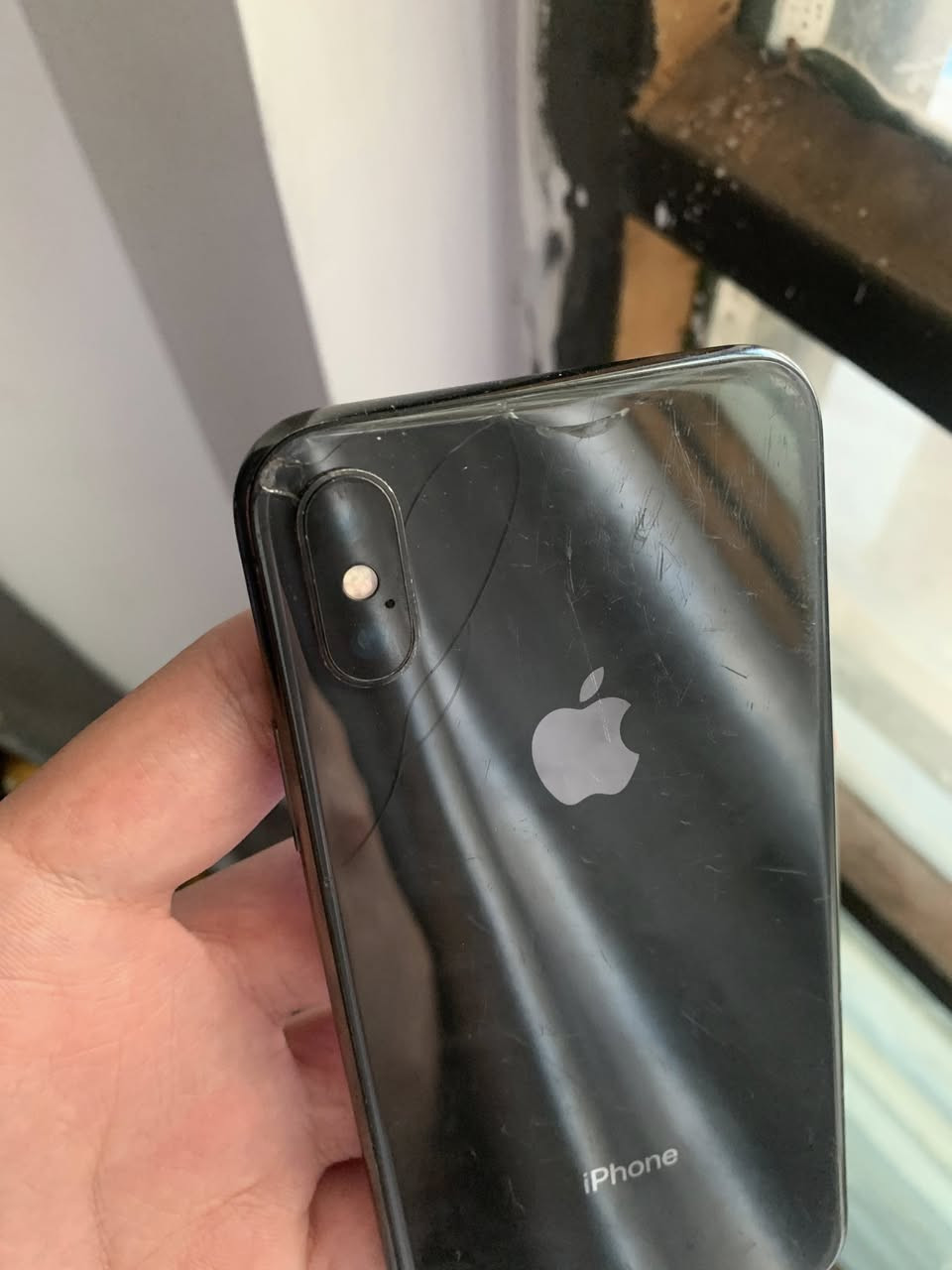ايفون اكس عادي ذاكرة 64 بطارية 84 
الجهاز مستبدل شاشة او بطارية اصليات 
الجهاز كله شغال سعر 150 الف مكاني بغداد الدورة 
مامتوجد فيس بوك فقط وتساب ***********
