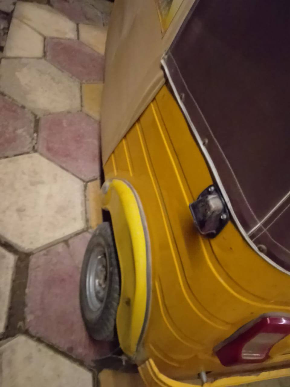 سلام عليكم تكتك موديل 2020مرقمه سنويه رقم انكليزي مكاني بغداد الدورة حي الصحه ***********
