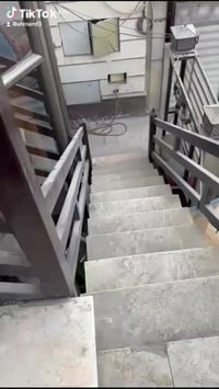 مشتمل معزول طابق الاول ٢نوم وصاله ومطبخ وحمام (اليرموك الحمراء م٦١٨ كه...