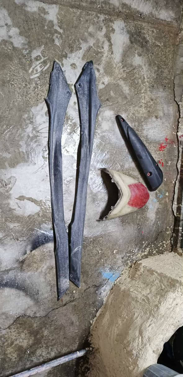 كفرات عدله لون احمر دمعه💧 18الف
واقيه مال صالصنه بلاديه او تصير اف ام اب 5الف
كلاج اب 5الف بيهن مجال جف تراب ابيعه
سواد مال عداد اب 4الف
خوذه اب 5 الف
بكلايت خلفي اب 5الف
جام بكلايت امامي اب 5الف
اشاير اب 4الف
حلك صالصنه اب 3 الف
ترايش اب 8الف فول ملاح 
مكاني كركوك عرفه
تواصل خاص للبيع فقط ماراوس اب اي شيء


**إذا كنت صاحب هذا الإعلان وتريد حذفه لأي سبب، رجاءا أرسل رسالة إلى الدعم الفني**