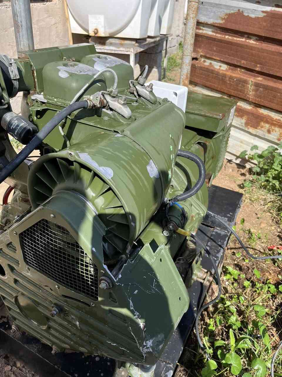 السلام عليكم 
اخوان دويز حجم 912
جديد طبك شركة شرط 
ما مشتغل داخل العراق برميل كاز فقط 
لا صرف لا بخار 
عنوان تكريت سعر 25بي مجال جدآ بسيط 
الي ما يعجبة السعر يعبر المنشور الله يرزق الجميع 
***********
