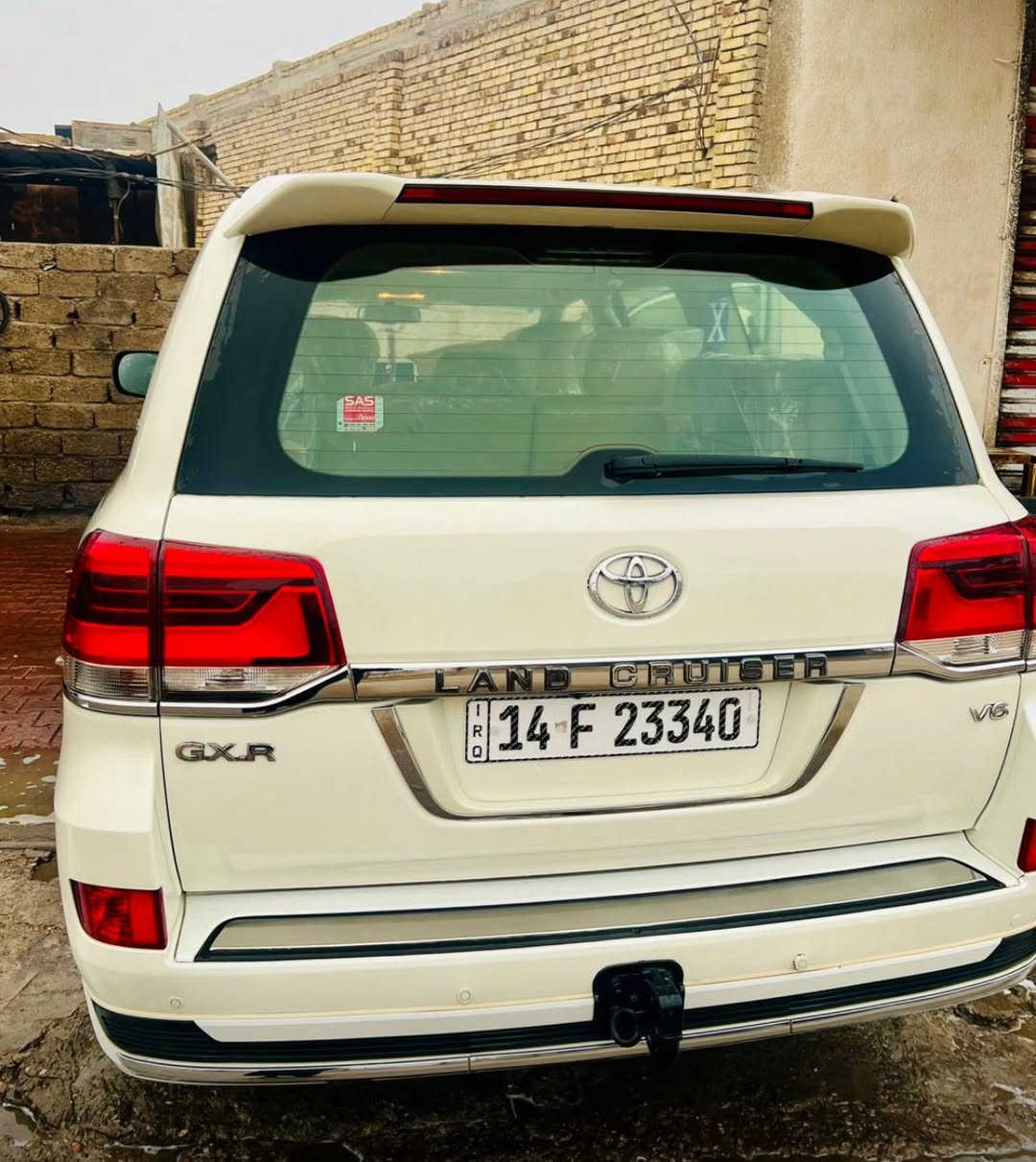 سلام عليكم لاندكروز  11 محدثه اصلي ٢١ داخل وخارج 
تحديث كير ومحرك شركه صدر جديد تبريد شغال مصبوغه حزام والقماره مكفوله 6 سلندر    
السعر 293وبيهه مجال بصيط بأسمي تحول ثاني يوم *********** العنوان ميسان
