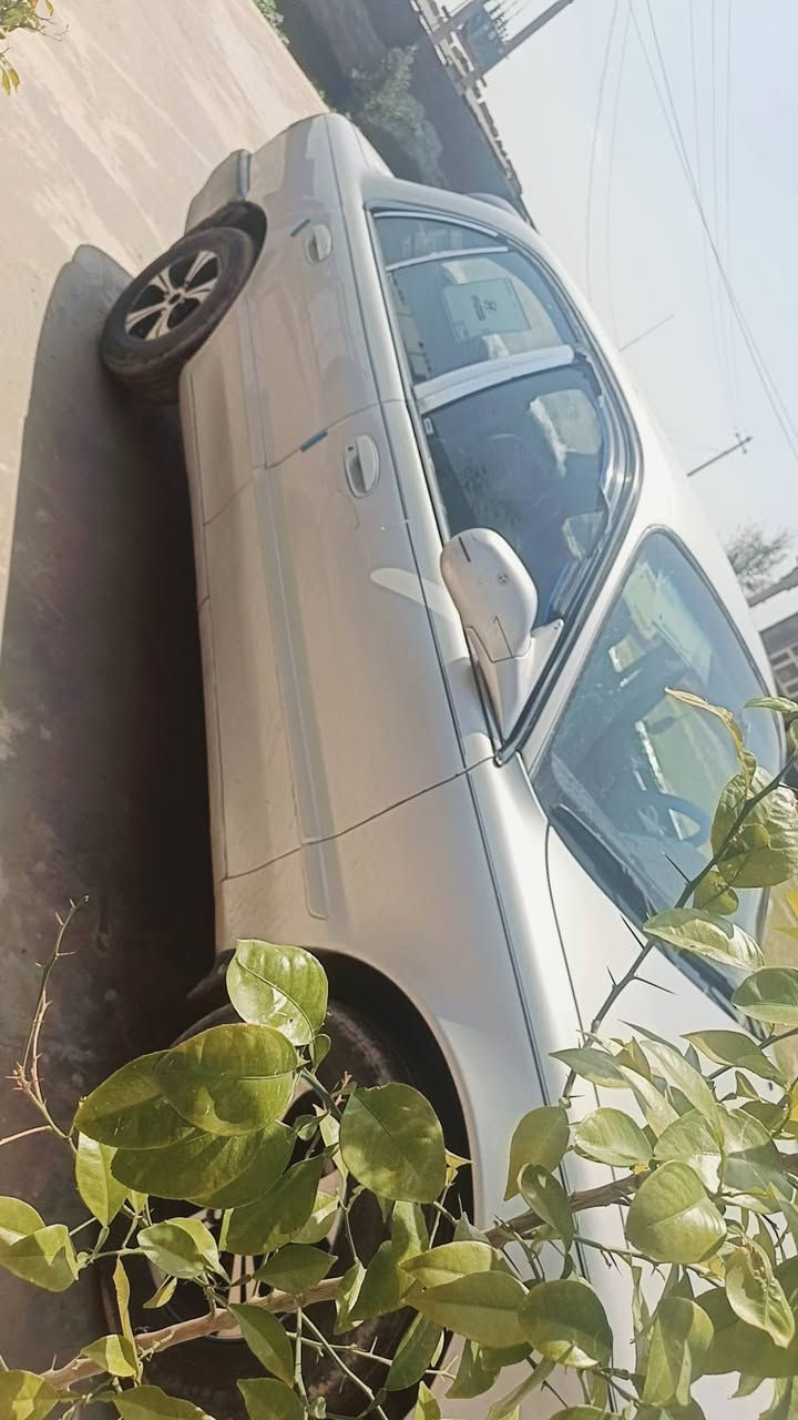 سيارة للبيع .. 
سونتا 2 . محرك مفتوح موديل 93  . رقم انگليزي بغداد . 
گير اوتماتيك . سيارة للجناي جاهزة . للتواصل والاستفسار الاتصال على الرقم .. { ‏‪***********‬‏ }
