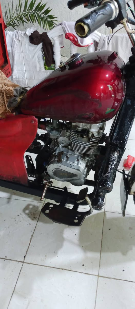 ادوات شاصي مكفول محرك مكفول سعر 550وبيه مجال قليل اب الخصيب ***********
