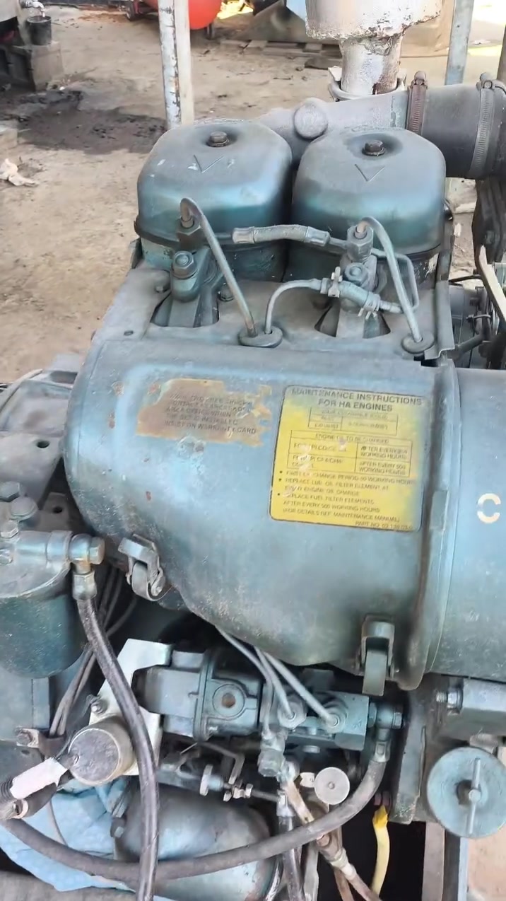 دويز كسلكار هندي 2 بستم بلادي توليد 15KVA شرط الشغل وشرط الفحـص السعر النهائي 20 ورقة قفل العنوان اربيل *********** يوجد توصيل لكافة المحافظات وبضمان 🚚
