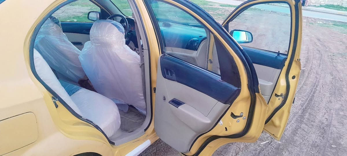 افيو 2009الشركه العامه للسيارات محرك استر كوري كير عادي سياره جاهزه وحلوه رقم نجف  انكليزي السياره بيها مكانات صبغ ابيع 4قطع وهي اقل شاشه داوخل بجم تكم صندوق كلو شركه  موضح بل فديو والصور كبل على شارع جاهزه سعر 63 وبيها مجال شي قلليل الشراي يتصل رقم ***********
