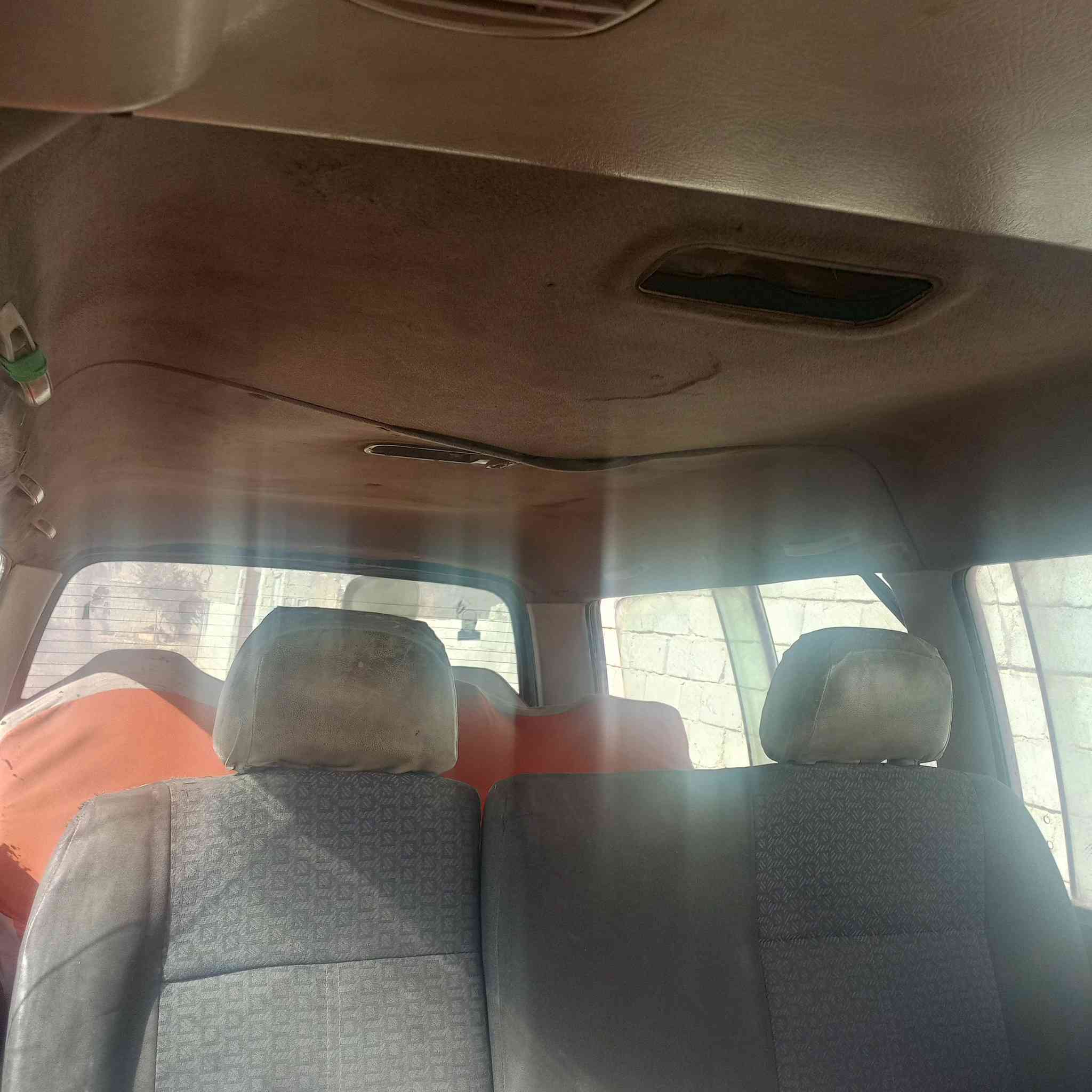 سلام عليكم بريجو موديل 97 تنباع على الحادث الموضح في الصورة أدناه شواصي اربعه  مكفولات مكينه وكيروكس مكفولات العنوان نجف -قضاء المناذره التصل على هذ الرقم***********
