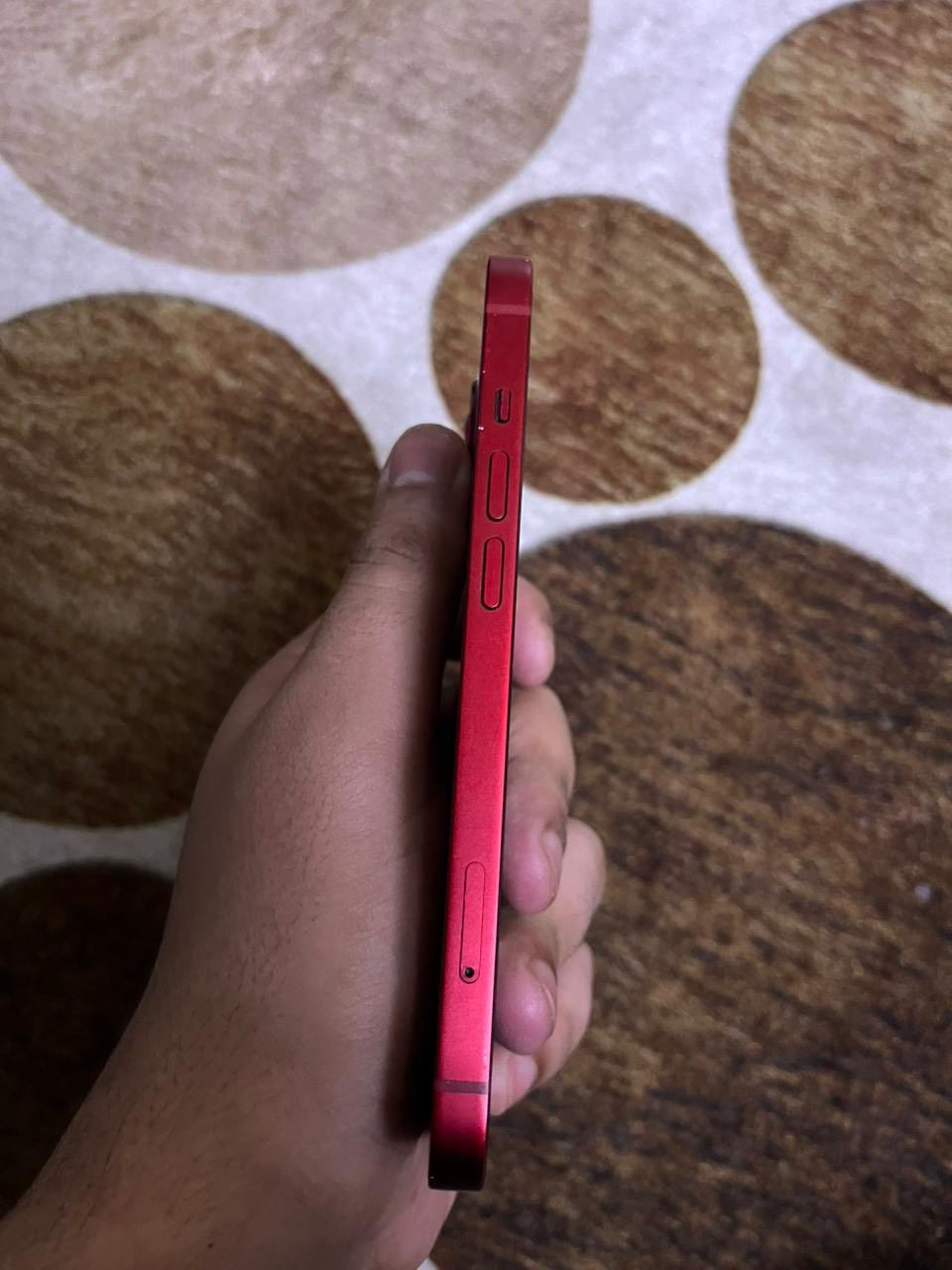 سلام عليكم جهاز 13 عادي ذاكره 128 بطاريه 94 معلياه 4 درجات وتكدر تتاكد نضافه مثل متشوف كبالك يخبل شحن بضمانتي تشحنه بلزايد مرتين بليوم السعر 420 وبي مجال بسيطءء شي المكان بغداد مدينه الصدر المراسله خاص


**إذا كنت صاحب هذا الإعلان وتريد حذفه لأي سبب، رجاءا أرسل رسالة إلى الدعم الفني**