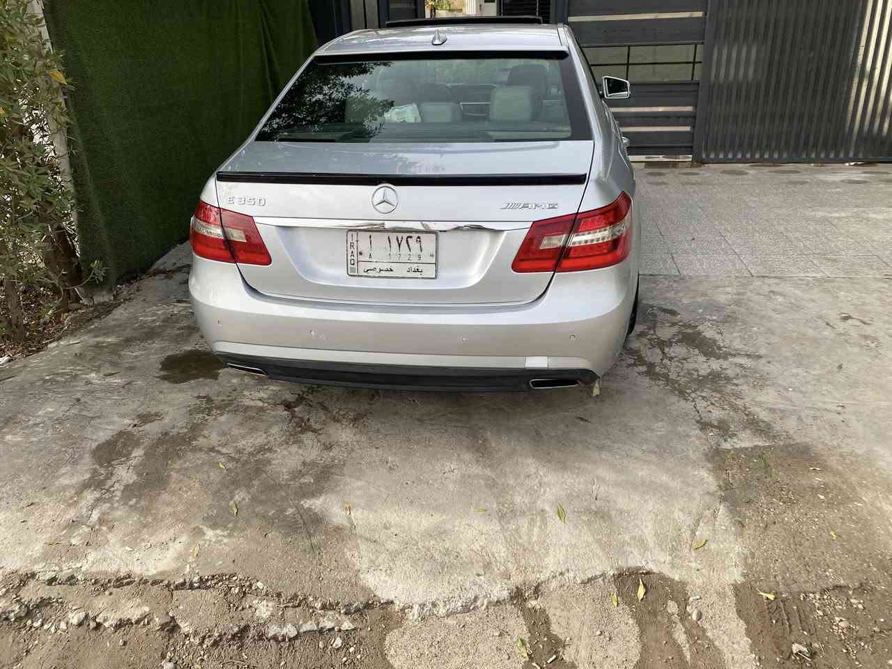 مرسيدس E350 2010
صبغ جاملغ خلفي +امامي جهة السايق

محرك 6V

باقي المواصفات معروفه 

ماشية 275 الف كيلو 

مكينة و كير مكفول

160 وبيها مجال

***********
