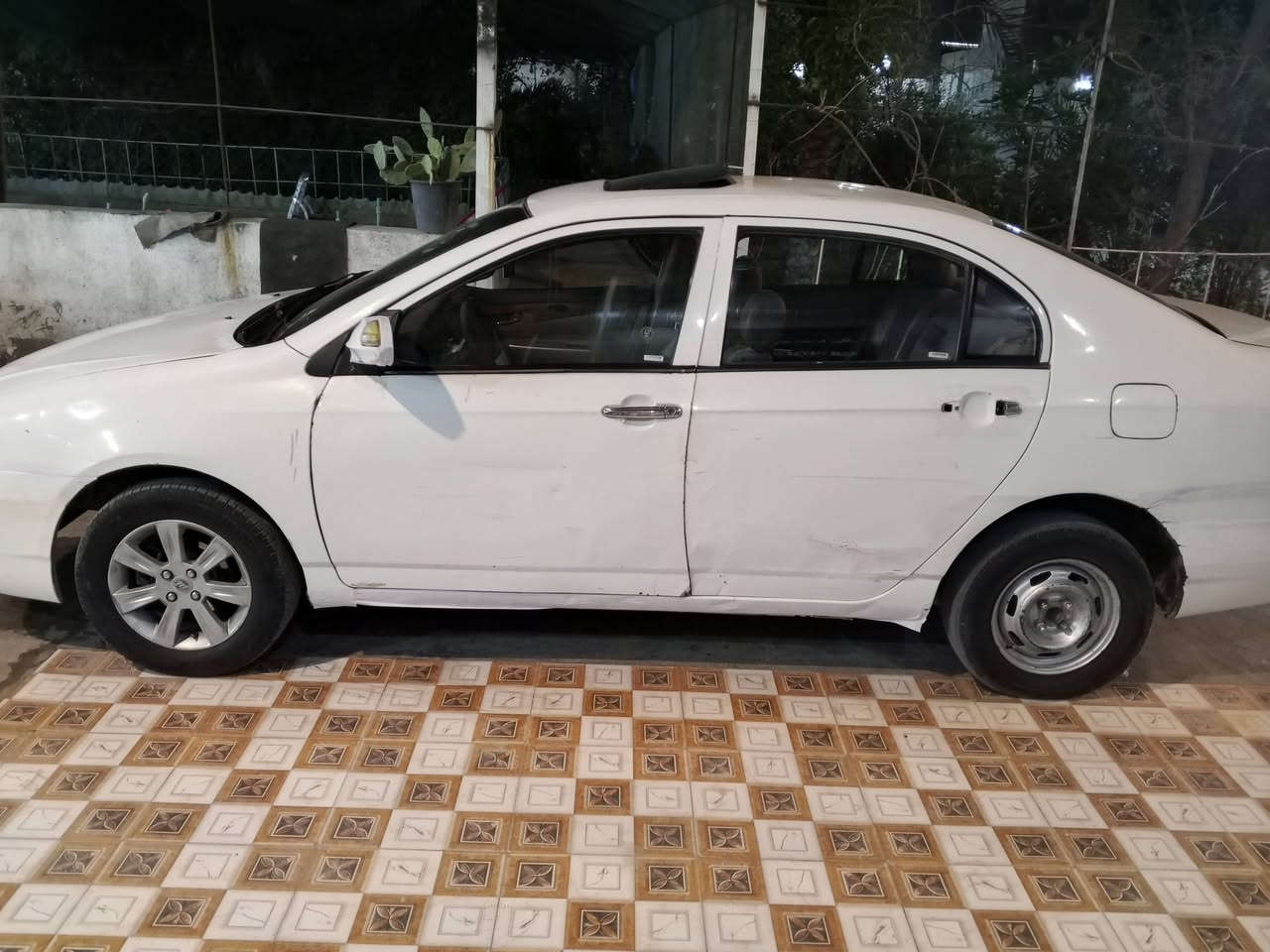 سلام عليكم للبيع للبيع ليفان 620 محرك بلادي ليفان كير عادي 2013 رقمها كربلاء مشروع وطن سنوية 2027 سعر 33 وبيهة مجال استفسار ***********
