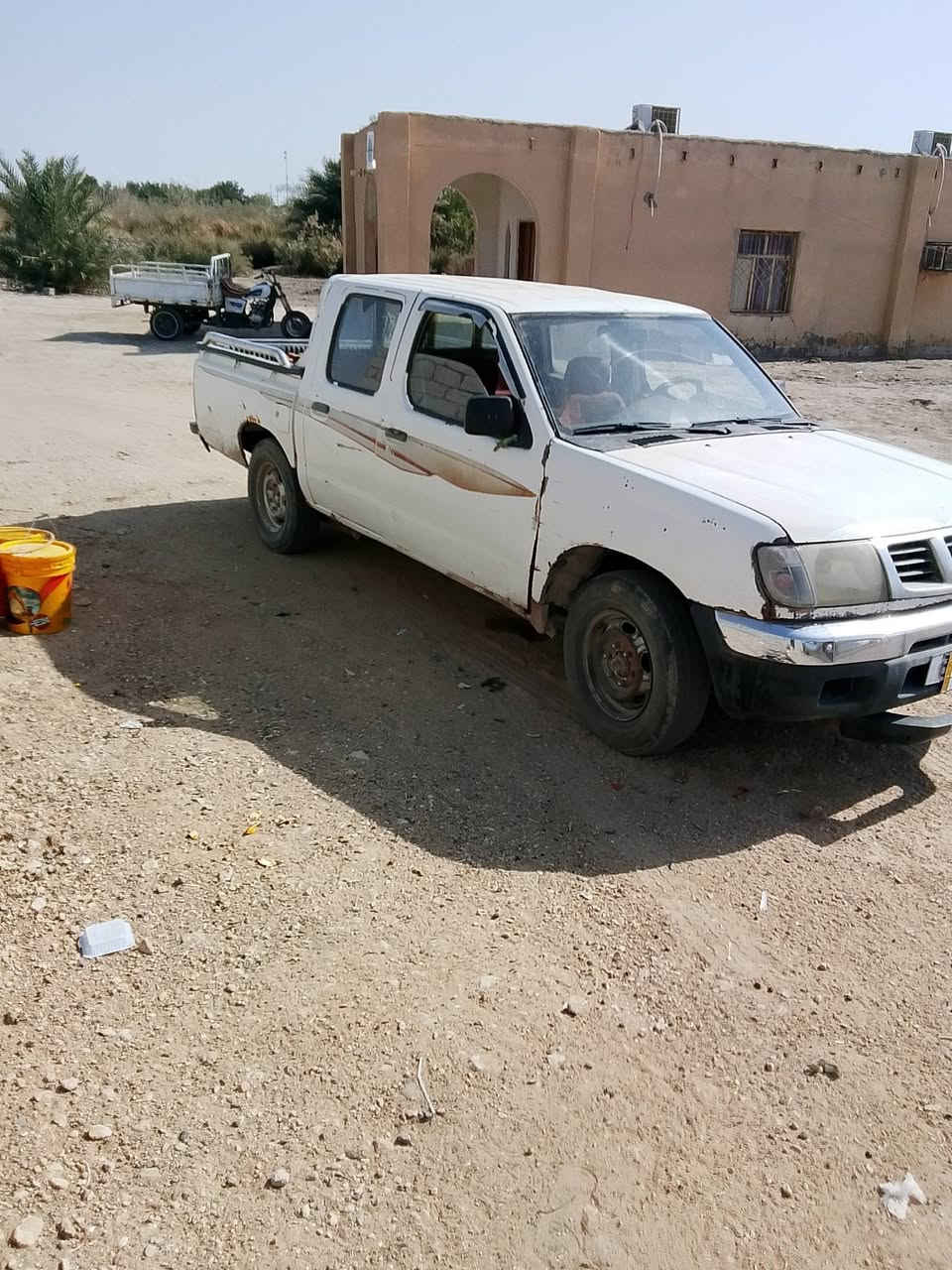 نيسان البيع موديل 2002سعر 50وبيها مجال  اتصل على رقم ‏‪0782 655 1466‬‏
