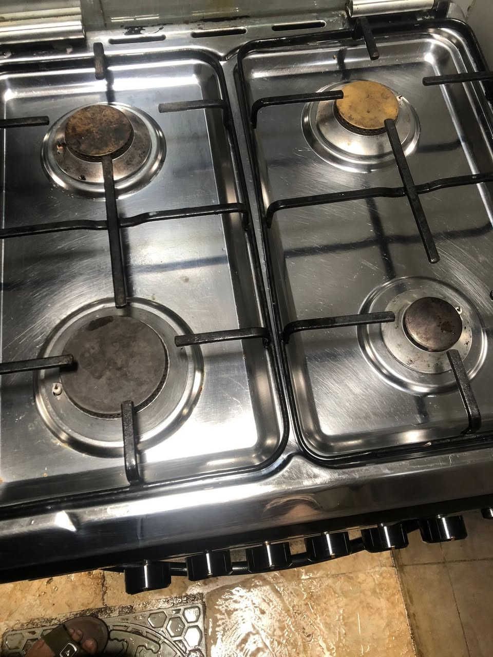 طباخ استعمال قليل جديد ١٢٥ العطيفيه


**إذا كنت صاحب هذا الإعلان وتريد حذفه لأي سبب، رجاءا أرسل رسالة إلى الدعم الفني**