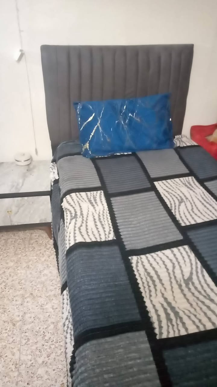 السلام عليكم غرفة نوم تركي نفر واحد كلش نضيفه مع الدوشك سعر 225 مكاني كركوك


**إذا كنت صاحب هذا الإعلان وتريد حذفه لأي سبب، رجاءا أرسل رسالة إلى الدعم الفني**