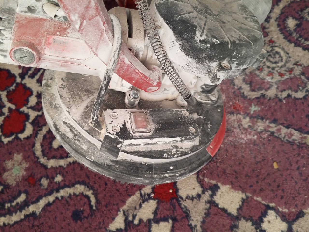 مكينة سنفرة استخدام مرة وحدة
اريدهة ب 125 باب اول خمس سرعات 

فول نظافة 

***********
