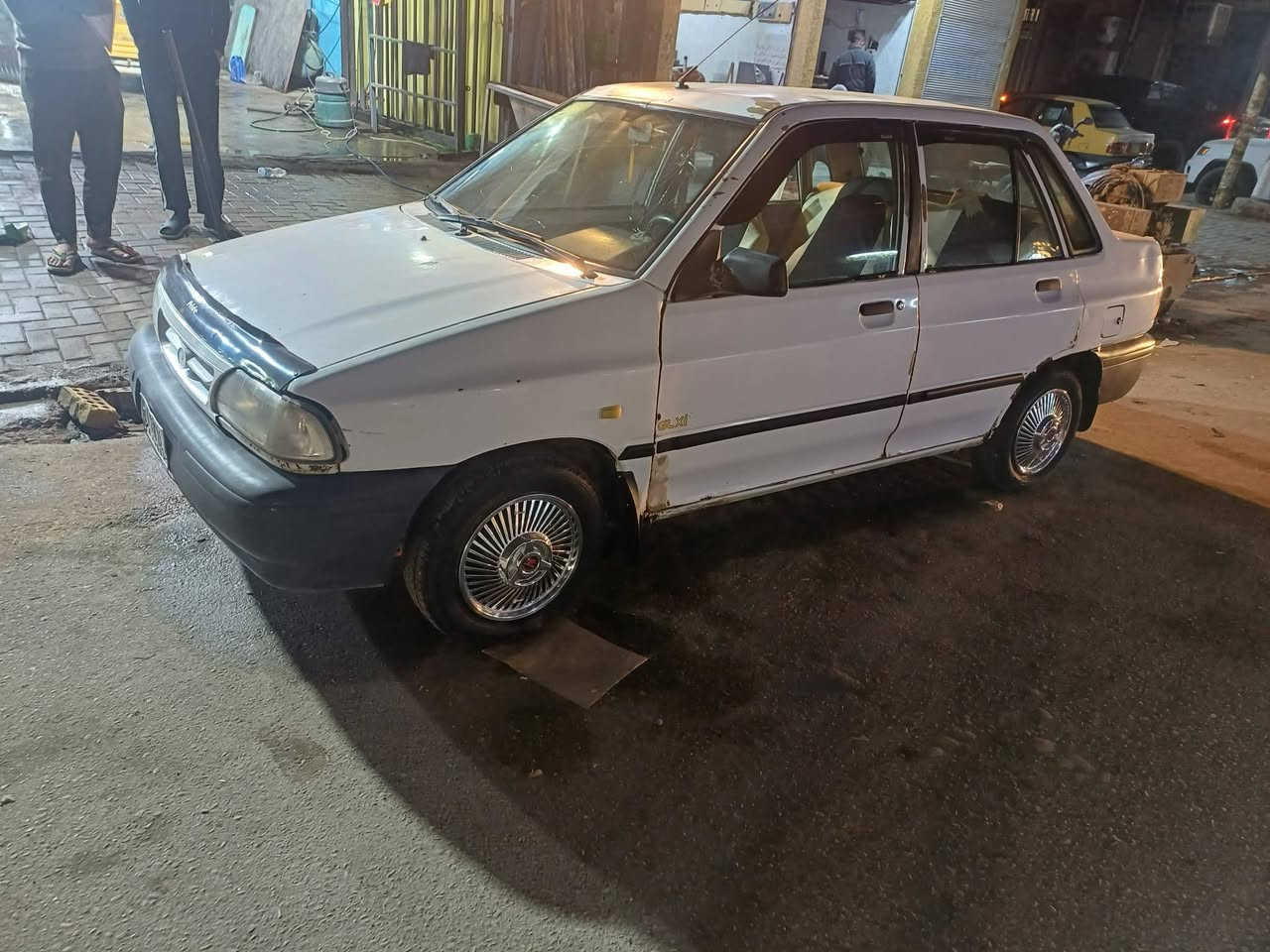 السلام عليكم سايبا موديل 2009مكينه وكير نضاف سياره جاهزه رقم الماني قادسيه سنويه ضايعه تحويل مباشر للبيع السعر 18وبيه مجال مكان بغداد الشعب للستفسار ***********
