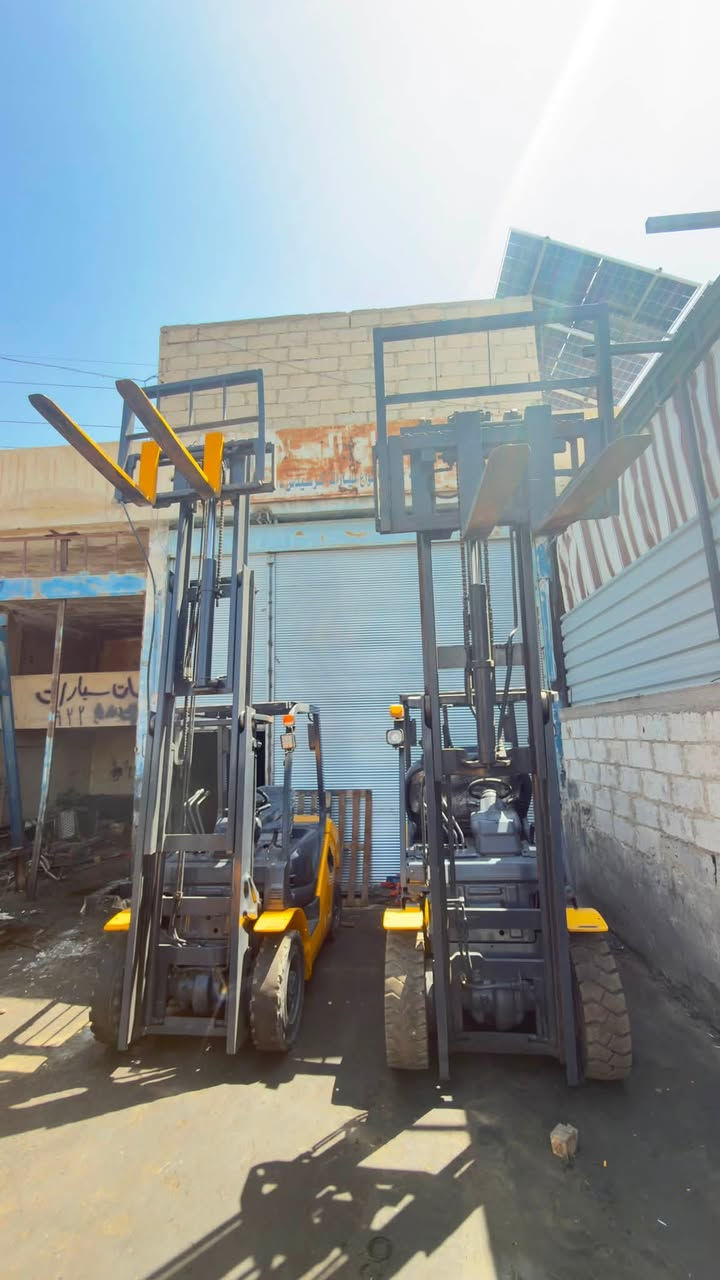 *ستافات كوماتسون*

يوجد 2.5 طن موديل 2020 
جك ، حركة يمين يسار ، دواليب صب وموجود نفخ جديدة ، ارتفاع السيبة 4 أمتار و ربع 
كونترول 3 مراحل 
ويوجد 3 طن بنفس  
المواصفات و الجودة نظافة تامة بأذن الله ..

☎️ للتواصل و الاستفسار : 0957824217 
تواجد : استراد حمص - كراج التيناوي 

ولله الرزق الحلال ❤️


**إذا كنت صاحب هذا الإعلان وتريد حذفه لأي سبب، رجاءا أرسل رسالة إلى الدعم الفني**