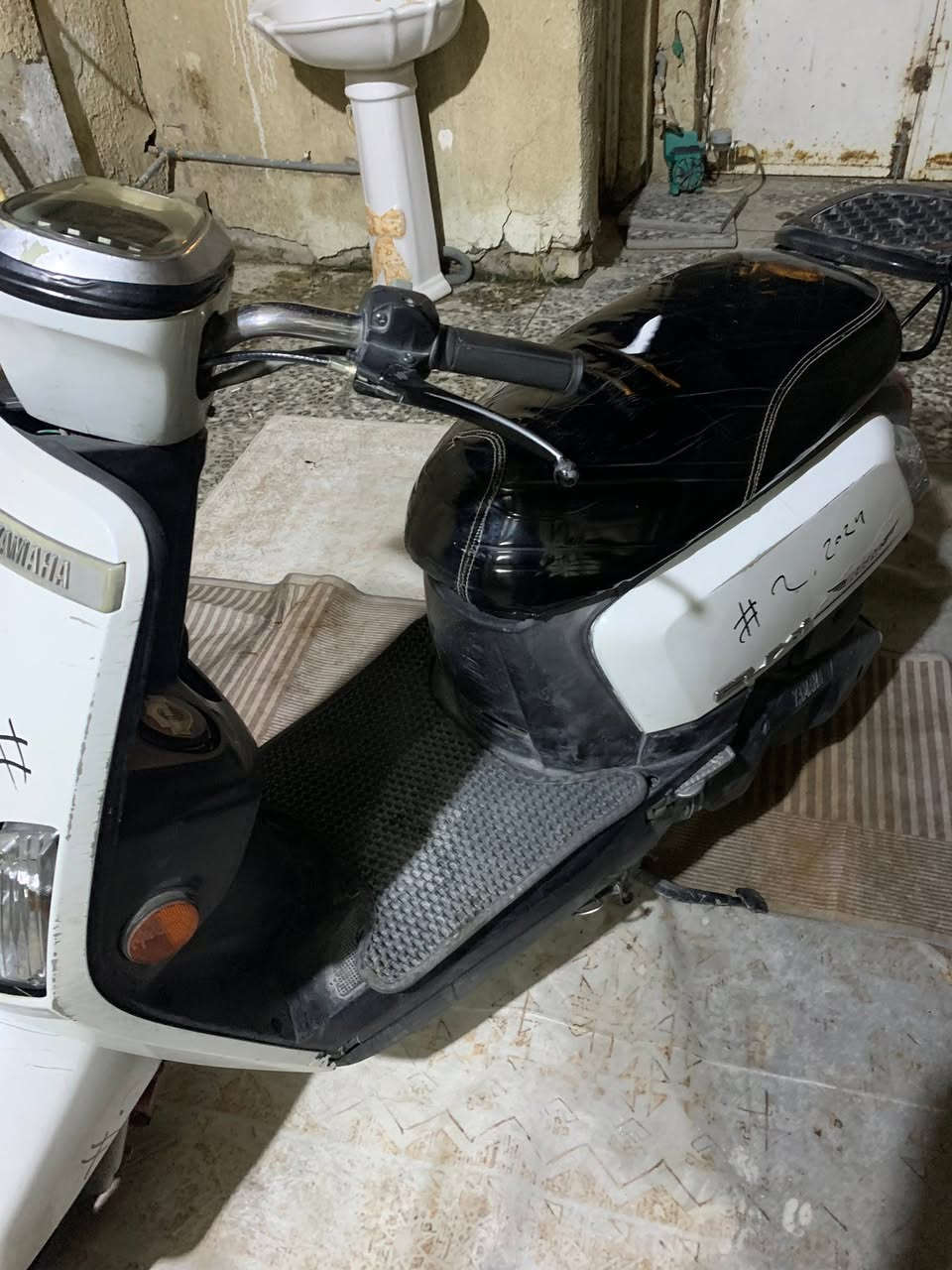 دراجه بوليسي نوزل نضيفه حيل 
سعرهه 485


**إذا كنت صاحب هذا الإعلان وتريد حذفه لأي سبب، رجاءا أرسل رسالة إلى الدعم الفني**