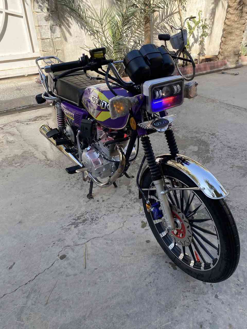 ياالله
سلام عليكم دراجة سيفان موديل ٢٥ سولنك اصلي كفالة مكينة ٢٠٠ 
ديالى بعقوبة ***********
