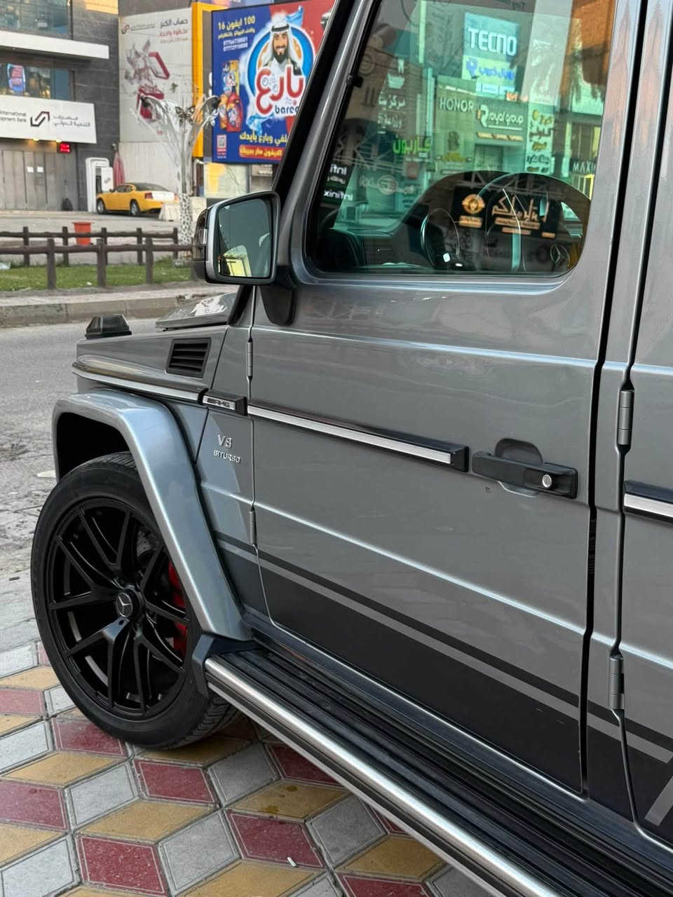 سلام عليكم
للبيع مارسيدس AMG
2016 G6.3
مكفوله كفاله عامه 
رقم بغداد باسمي 
عنوان بغداد زيونه
السعر 465

ملاحضه :تم تغليف السياره ب كامل حمايه ولون اسود لامع وضمان 10 سنوات 
وبلسنويه مكتوب ( اسود نفطي ) يعني اصل 

اي ملاحضه او ستفسار اني حاضر اتصل وتدلل

***********
