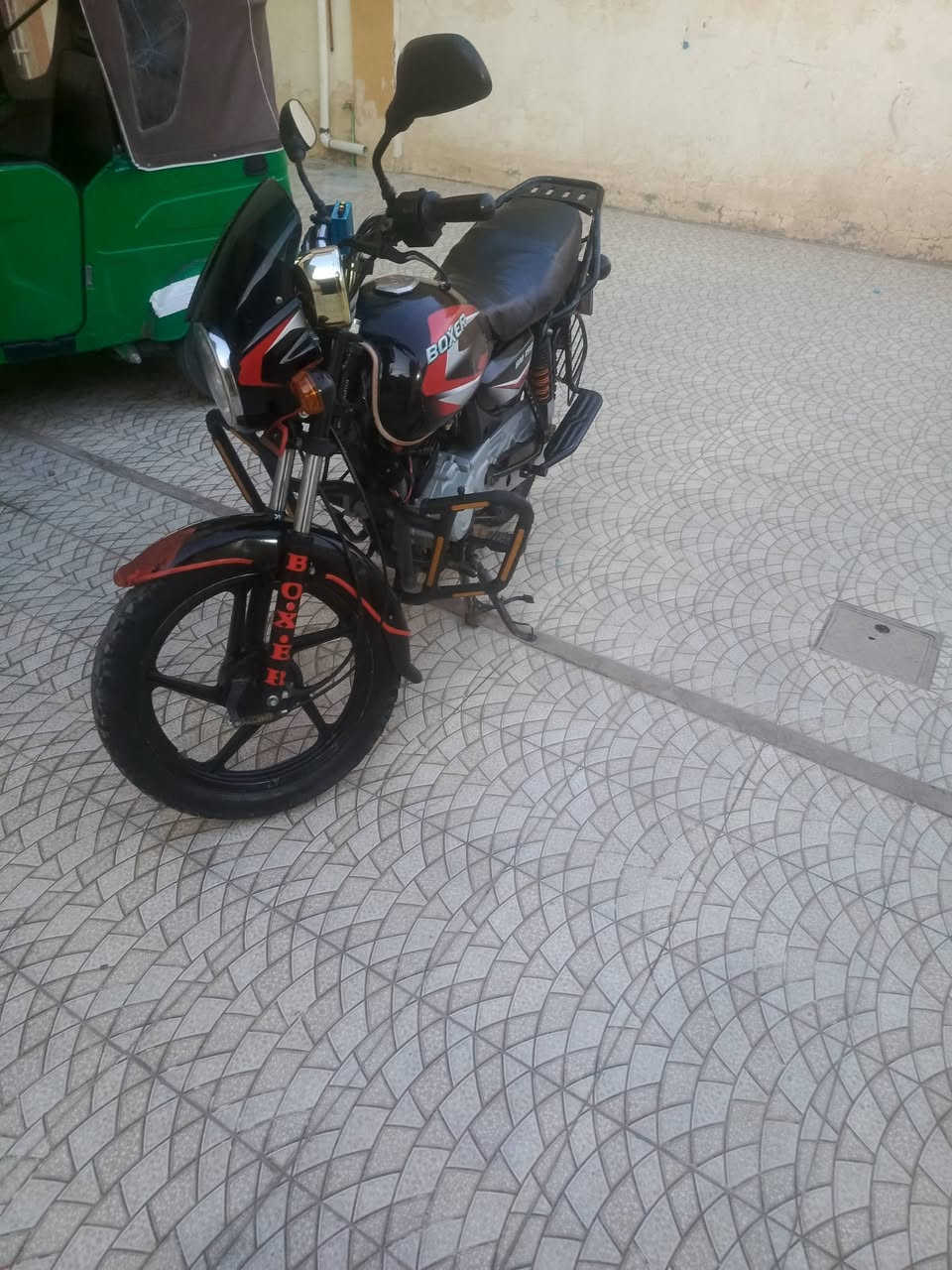 بوكسر للبيع رقم انكليزي تحويل ثاني يوم  موديل 21+ ***********
