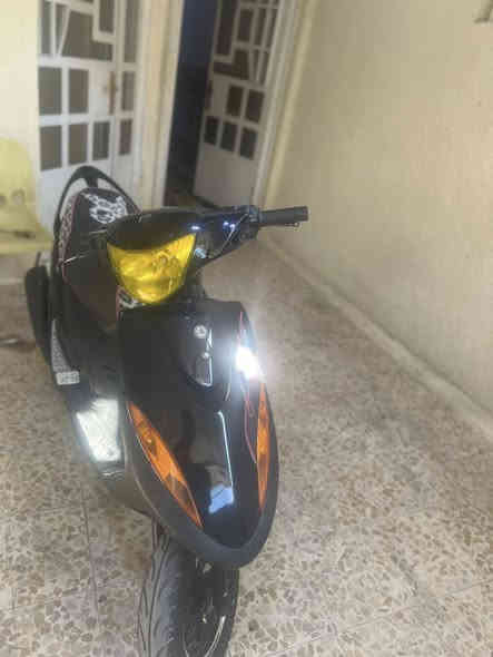 السلام عليكم للبيع ماكس عدله بوشه 49مكينه بلادي ناعمه كلش شلعه معدل خير من الله كفرات ختم واحد بيها ويل نجمه كهربائيات كلها شغاله لايتات عالي ناصي نكره سلف الدراجه جديده كلش ومابيها نقص 
المكان بغداد الشعب 
السعر 750وبيها مجال
استفسار ***********
