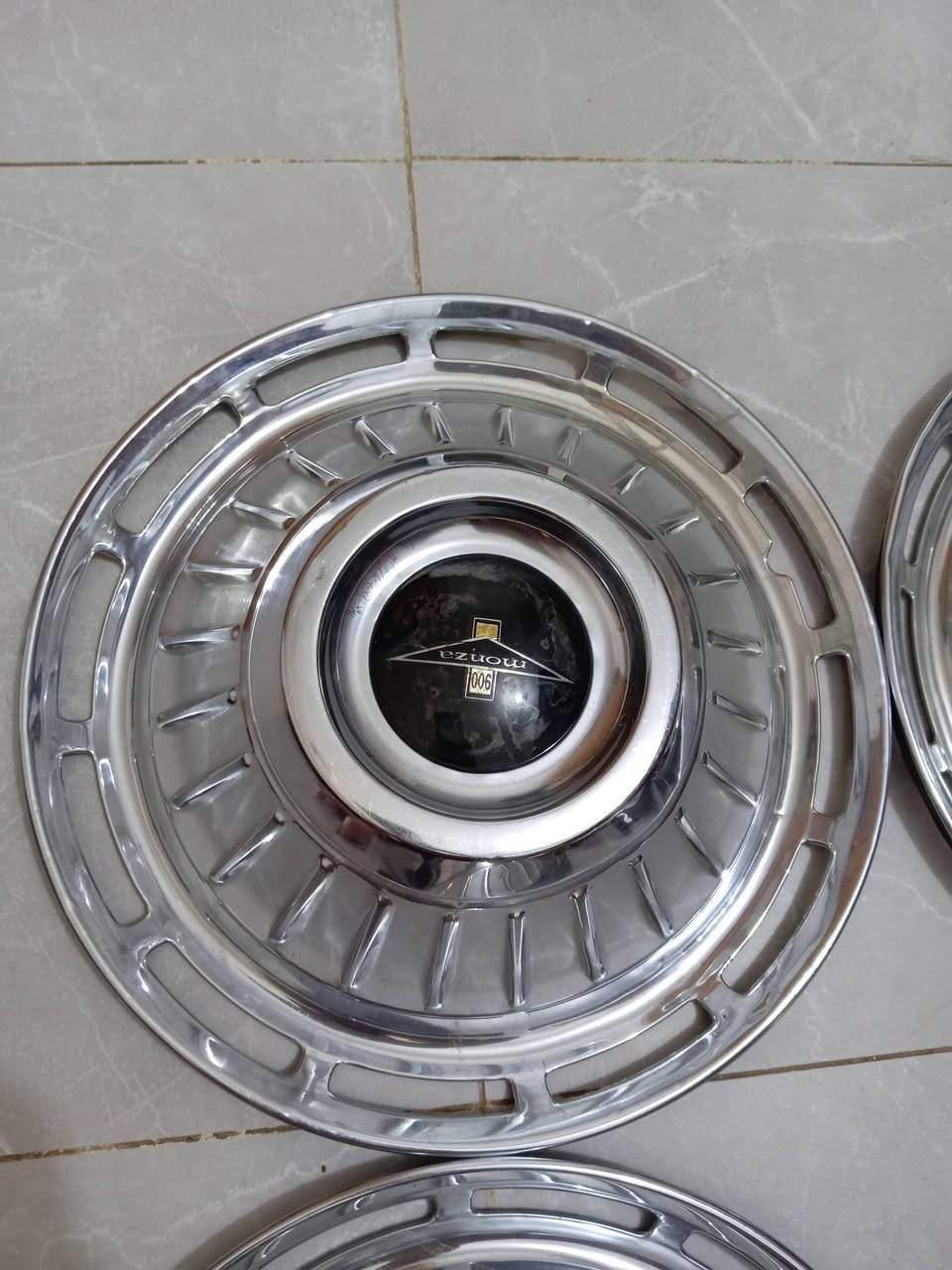 سلام عليكم كبات ١٣ للبيع نظافه عاليه سعر ٢٢٥
*********** مكان زعفرانيه
