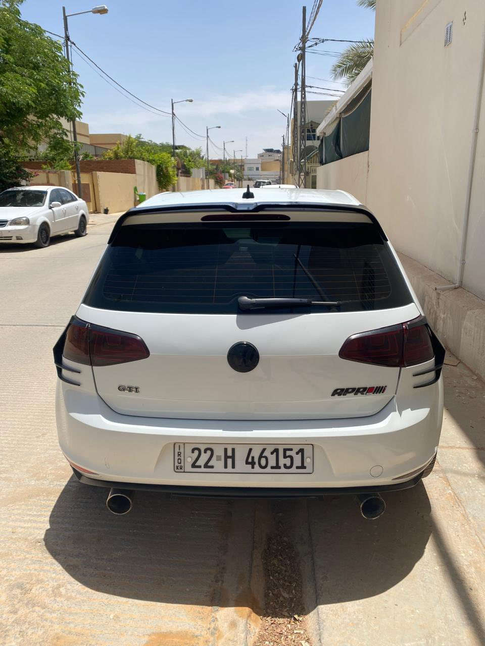 Volkswagen SEL كولف موديل 2016
Tsi

رقم اربيل جديد

محرك 1.8L دوش توربو 

تبريد قطعتين

شفتات ستيرن

اشاير مري

كاميرا خلفية

حادثها بسيط ٣ قطع (بنيد وچاملغات امامية) وصور الحادث مرفقة وبيهه طخة بسيطة بباب السايق ما مصلحة

السيارة حلوة ونظيفة 

عنوان السيارة النجف قرية الغدير

السعر 105 $

للاستفسار ***********
