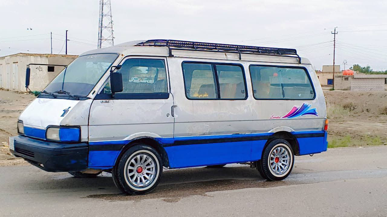 السلام عليكم كيه بسته للبيع رقم بغداد الماني مصفره هيئه وغرامات سنويه لل27 گشر حلو شواصي كفاله گير ومحرك وحداديه تخم تاير دوشمه كهربائيات كله عشرط العنوان السماوه السعر 30 وبيه مجال الاتصال عرقم ***********
