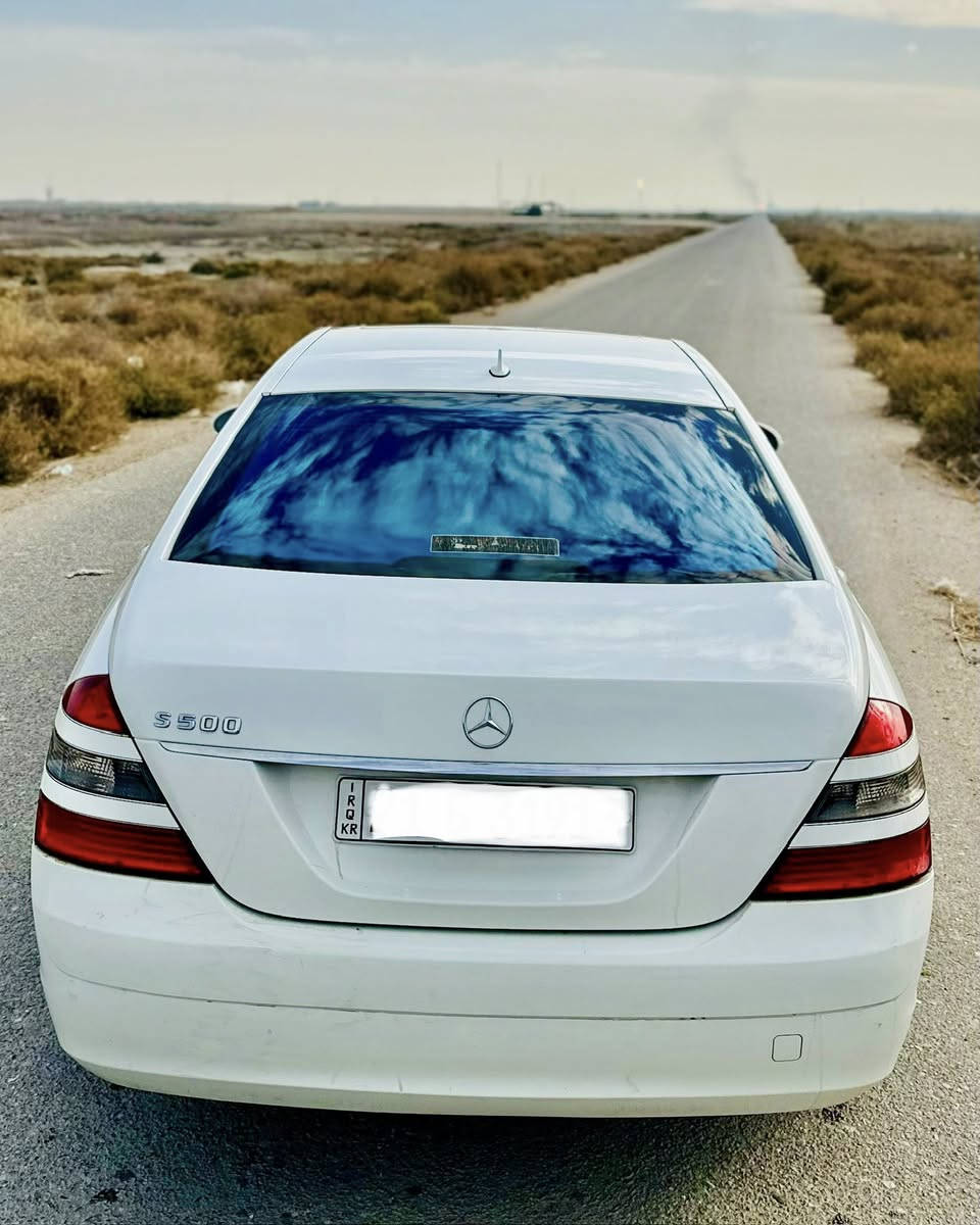 سلام عليكم 
للبيع مرسيدس 
مديل 2009
 S500
(أدوات-كلك -حاوية)
(متوئم ارقام وسنويه طبق اصل على شاصي رقم انكليزي جديد سليمانيه)
باب طويل فول المواصفات رادار شاشات خلفيه ثلاجه كامره امامي ناضور ليلي بنورما كشنات تدفئه وتبريد داخل عسلي كشنات كله كهربائي 5بردات وبعد بيها هواي مواصفات وارد خليجي (مكفوله كفاله عامه من الصبغ والفتح والانتربول وكص )وين مايعجبك اطلع سياره شرط مابيها شخط السعر 95 وبيها مجال 
 للستفسار 
***********
مكان سياره 
البصرة القرنه
