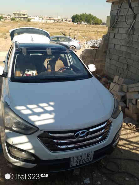 السلام عليكم 
سنتافي2014
فول مواصفات واحد على واحد 
خليج
بصمه بنرامه فور ويل 
كامره دواره مري شفط
6سلندر 7راكب
3قطع تبريد
***********
***********
