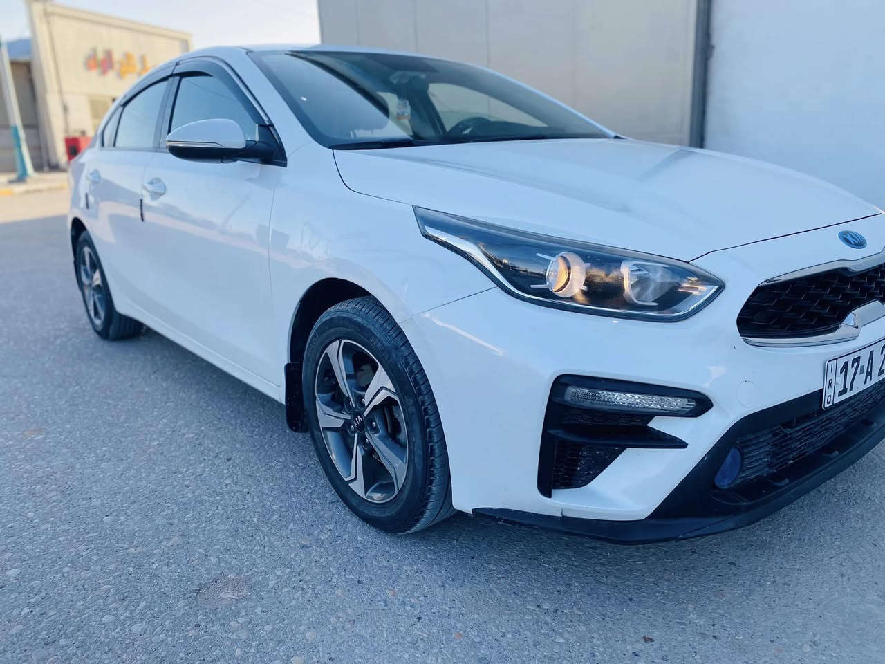 سلام عليكم سيراتو 2019 حرة مكفولة كفالة   مواصفات شاشة كامرة شاير بل مري مري شفط تحكم ستيرن ويلكب كروم دواخل بيجي رقم مثنى دولي مكان سيارة السماوة لستفسار ***********
