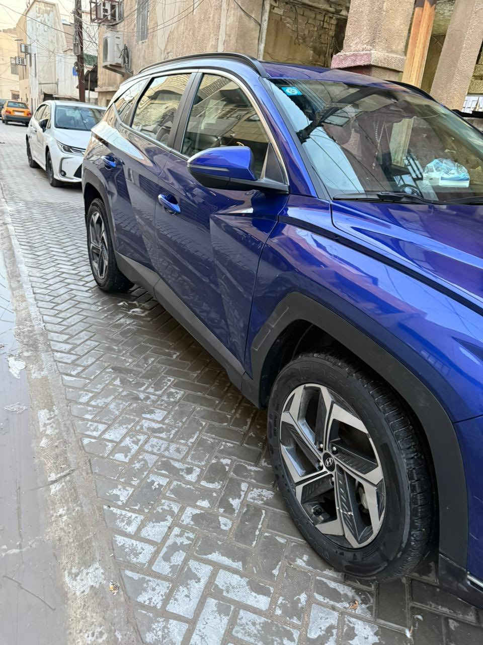 سلام عليكم
البيع توسان موديل2024وارد امريكي محرك 2500

موصفات السياره فتحه

تشغيل عن بعد 

بصمة  
انارة ترحيب عند قتراب

رادار امامي

رادار جانبي

رادار خلفي

توقف ذاتي عند قتراب 

تدفه كشنات 

مود درايف ايكول نورمال سبورت سمارت

تحكمات ستيرن و مثبت سرعة

تحديد مسار 

قيادة اليه 

مانع نزلاق 

مانع منحدرات، 

هاند بريك بصمة

قطعتين تبريد 

صندوق كهرباء

كشن سايق كهرباء 

داخل كشنات اسود  ماشية43 mi

سياره بل واقع بعد احله حادث موضح بصورة جاملغ  وبنيد  عنوان بغداد استفسار اتصال بصاحب السياره 

***********
