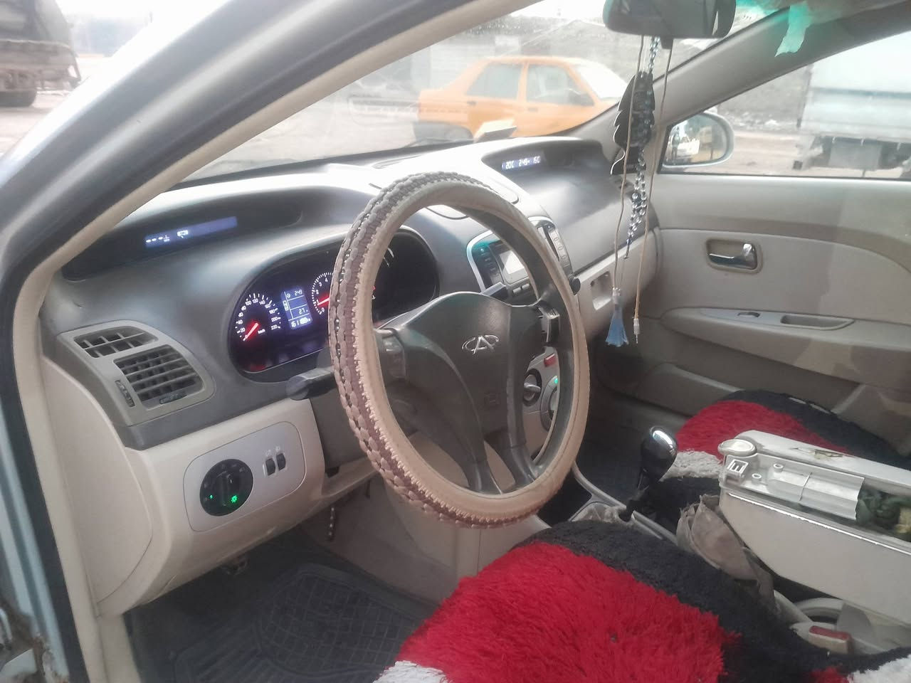 سلام عليكم .سياره شيري فلاوين للبيع موديل 2013سياره كفاله عامه تخم تاير جديد حداديه شرط شد جديد تبريد شغال كهربائيات كلشي شغال سياره مناقصها اي شي  رقم مثنى اذا تريد تحويل ثاني يوم ..سعر خاص
رقمي ..   ***********. مكاني الديوانيه قضاء الشاميه
