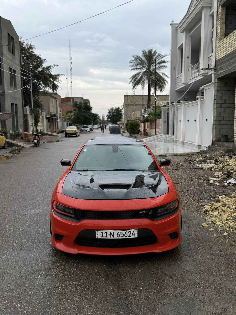 سلام عليكم 
هليكات 707
مديل 2016
غرفة السياره مال مديل 22
ماشيه 40 الف
رقم بغداد جديد وهزه جديده
تخم ويل وتخم تاير جديد 
لون برتقالي الوحيد بل عراق بل مديل هاذا طبت لون برتقالي 
تو كلر يعني القماره الصندوك وبنيد اسود بلادي 
فول موصفات
ادامه لسياره كامله 
حادث السياره جامرولغ امامي 
وجامرولغ خلفي 

مكان السياره ديالى بعقوبه

***********
