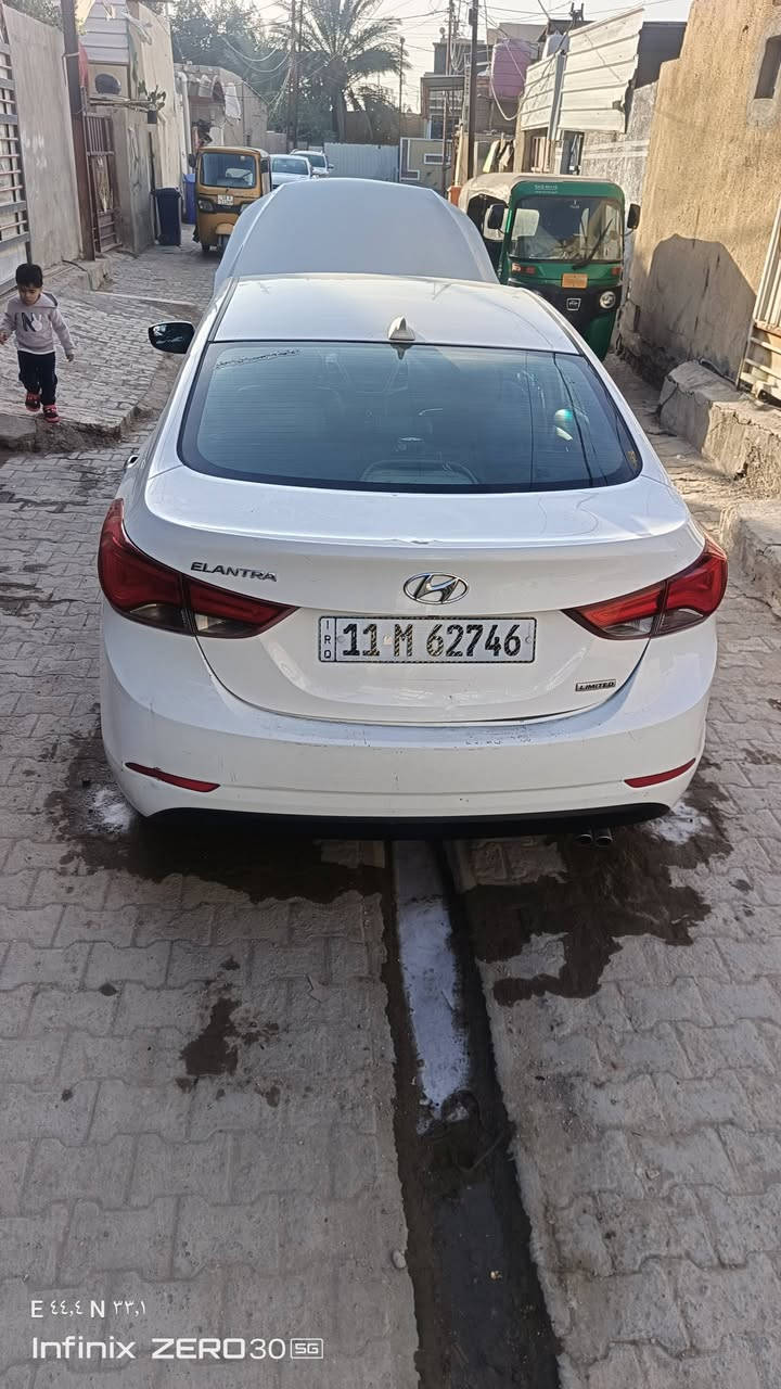 2014 لمتد فول صبغ قطعتين وربع 
سعر ١١٠ وبيها مجال 
‏‪***********‬‏
