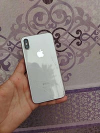 ايفون اكس • ٦٤ • تخطي