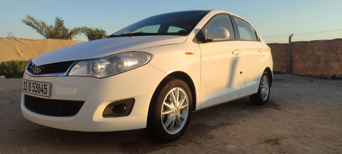 سيارة شيري فلاوين 2011 مخزونه زيرو ماشيه 27الف جديدة معنه الكلمه سبير منازل المكان النجف السعر 63 شرط التحويل كشنات جلد حساسات خلفيه  هزة جديدة كلها على وضع الشركه ***********    ***********
