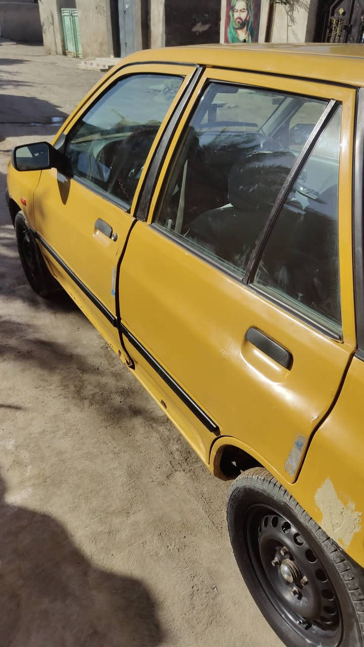 السلام عليكم للبيع. موديل 12 سنويه باسمي ل30محرك لا تنقيص ولا تبخير الكير هسه كملته ادامه كامله السياره جاهزه وين مايعجبك الكشر شوف العين ملكوطه السياره السعر 27 مكاني ميسان حي الوحده. خابر وتدلل
*********** 
***********
