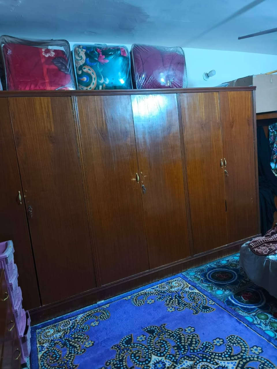 غرفت نوم صاج عراقي نضافه ٧٠٪ ست أبواب 
مكاني الأمين الثانية
سعره ٧٥٠ ألف 
‏‪***********‬‏
