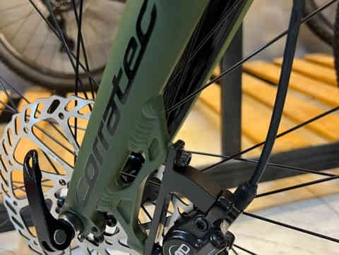 قنـ…. بلة جديدة وصلت معرض تيزاب 
گرافل gravel flat-bar
الماركة الالمانية corratec 🇩🇪🇩🇪🇩🇪
دراجة السفر على الطرق المعبدة والترابية 
لون زيتوني فخامة ورعب 💀💀💀 (بدون لمعه) 
قبضات WTB 💣💣💣
سستم سرعات 1x10  microSHIFT
بريكات هايدروليك
(جديد غير مستخدم)
بغداد - حي الاعلام 
*********** 
السعر 630 الف فقط
