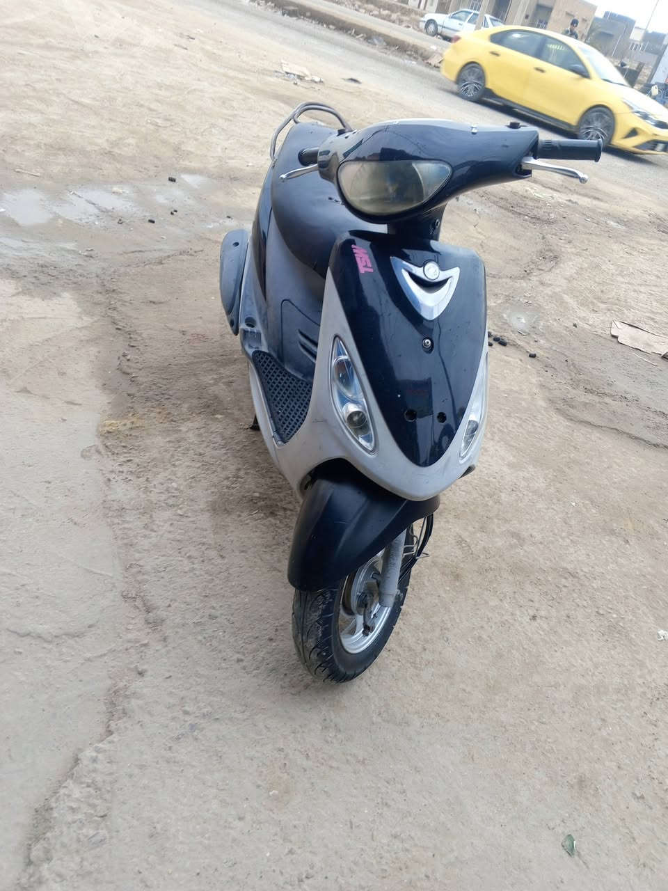 لبيع ماكس منغوالي حاويه 
***********
سماوه حي زهور مقابيل معارض سماوه
