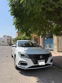 سيارة mg5 مديل 2024 السلام عليكم  السيارة نضيفة وعملية ومال بيت وما مت...