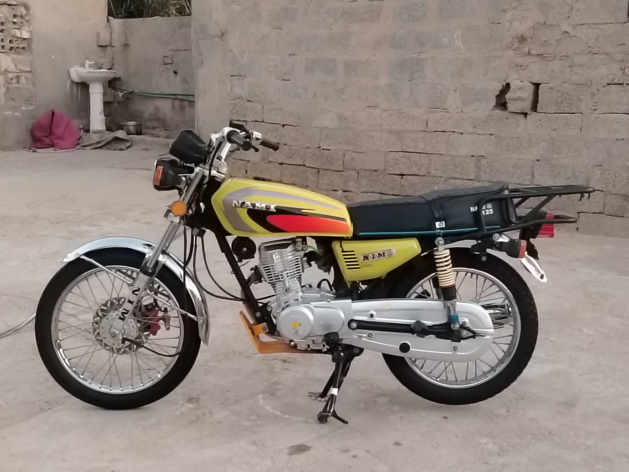 البيع دراجه اربعه كير 23 كفاله عامه من عده مبدل بيه وبفات دراجه احله من الصوره  اوراق اصوليه شرط ترقيم    سعر 1050وبيه مجال مكان  قضاء الحي  الرقم ***********
