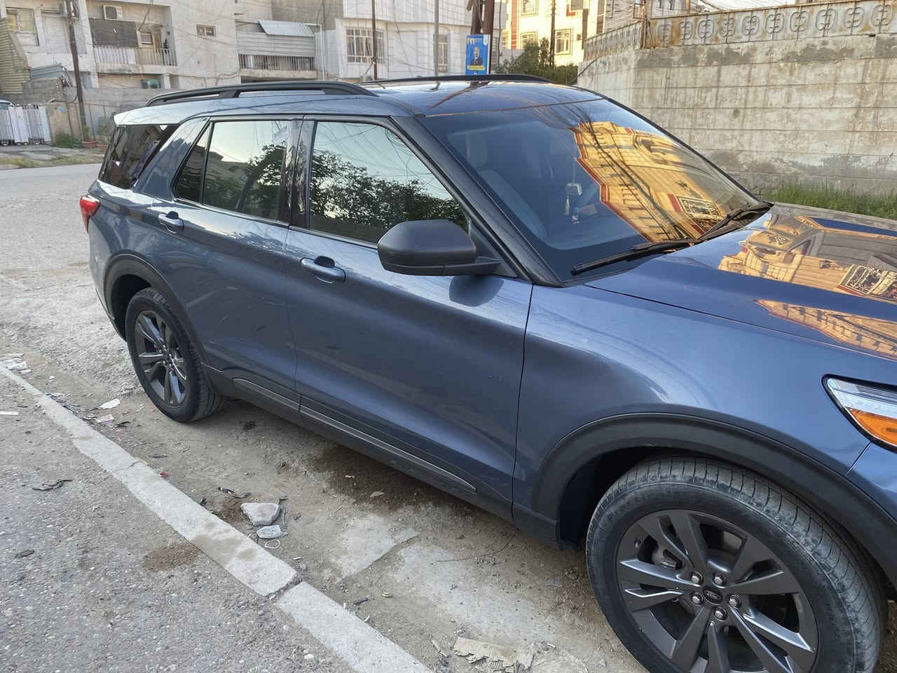 𝐅𝐎𝐑𝐃 𝐄𝐗𝐏𝐋𝐎𝐑𝐄𝐑-𝐗𝐋𝐓 2021
فورد اكسبلور موديل : 2021

اللوان : ازرق 
صبغ دعامية امامية وربع من الجاملغ صور الحادث بل منشور 

عدد المقاعد : 7 راكب

حجم المحرك : 2.3L ( 4,سلندر )

الـمـواصفات :

كيــــج الكــــترونــــي
بصمة ابواب
بصمة تشغيل
شاشة دشبول 
كــــاميــــرا 
كير ماوس 
هاند بريك بصمة
اوتو هولد : 𝐀𝐔𝐓𝐎 𝐇𝐎𝐋𝐃
اوتو ستارات : 𝐀𝐔𝐓𝐎 𝐒𝐓𝐀𝐑𝐃
اوتو ستوب : 𝐀𝐔𝐓𝐎 𝐒𝐓𝐎𝐏
رادار امامي (تحديد مسار)
رادار جانبي  (نقاط عمياء)
رادار خلفي (التحذير من الاصطدام)
حساسات امامي 
حساسات جانبي
حساسات خلف
نظام : 𝐓𝐎𝐖/𝐇𝐀𝐔𝐋
نظام : 𝐒𝐏𝐎𝐑𝐓
نظام : 𝐄𝐂𝐎
نظام : 𝐍𝐎𝐑𝐌𝐀𝐋
نظام : 𝐒𝐋𝐈𝐏𝐏𝐄𝐑𝐘
نظام : 𝐓𝐑𝐀𝐈𝐋 
نظام  : 𝐃𝐄𝐄𝐏 𝐒𝐍𝐎𝐖/𝐒𝐀𝐍𝐃
تبريد لمس
تبريد مركزي
تحكمات استيرن
استيرن هيتر
كشنات : 𝐕𝐢𝐩
كشنات كهربائي 
كشنات هيتر 
صندوق شفط كهربائي 
لايتات 𝐋𝐄𝐃 ليد عدسة زينون
بلوجكترات 𝐋𝐄𝐃 ليد 
بكلايتات 𝐋𝐄𝐃 ليد 
تفاصيل اكثر الاتصال على الرقم 
0786 836 9888
عنوان📍بغداد
